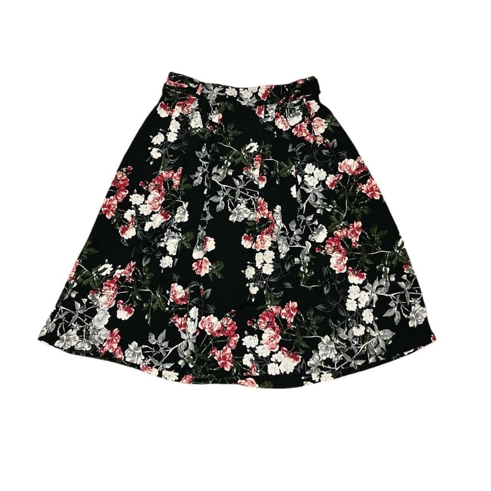 Banana Republic floral skirt - Picture 3 of 9